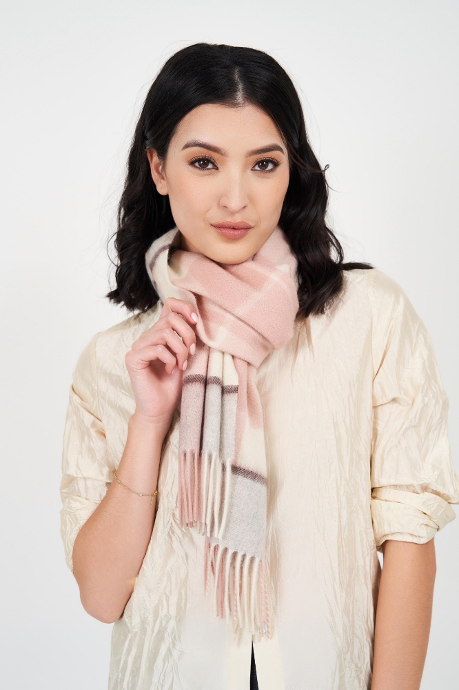 Picture of Millie Cashmere Scarf Pink Check 